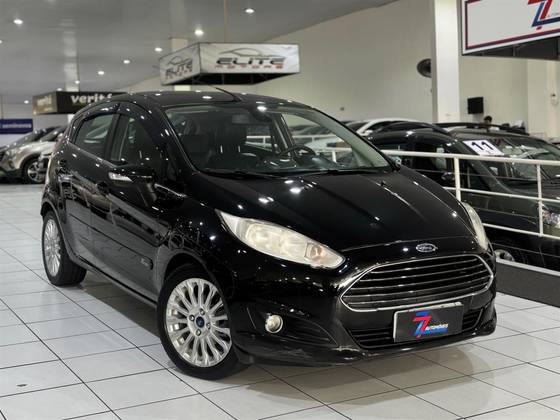 FORD FIESTA 1.6 TITANIUM HATCH 16V FLEX 4P AUTOMÁTICO